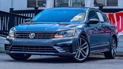 2017 Volkswagen Passat 1.8T R-Line