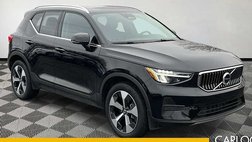 2025 Volvo XC40 B5 Core Bright Theme