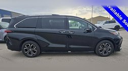 2025 Toyota Sienna Platinum 7-Passenger