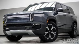2024 Rivian R1S Adventure