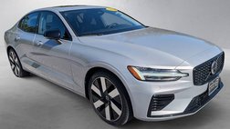 2023 Volvo S60 Recharge T8 Plus Dark Theme