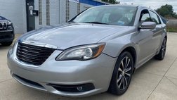 2013 Chrysler 200 Touring