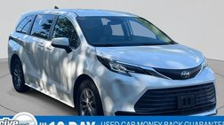 2021 Toyota Sienna LE 8-Passenger