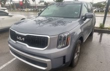 2023 Kia Telluride LX