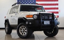 2013 Toyota FJ Cruiser Base