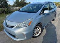 2012 Toyota Prius v Two