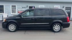 2016 Chrysler Town and Country Touring