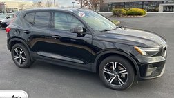 2023 Volvo XC40 B5 Core