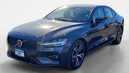 2024 Volvo S60 B5 Plus Dark Theme