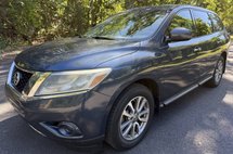 2014 Nissan Pathfinder SV