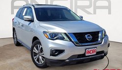 2017 Nissan Pathfinder SL