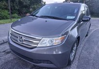 2011 Honda Odyssey EXL Leather,Sunroof, Nav 3RD Row Seats