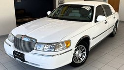 2002 Lincoln Town Car Signature