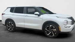 2023 Mitsubishi Outlander SE