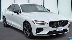 2022 Volvo S60 Recharge T8 R-Design Expression