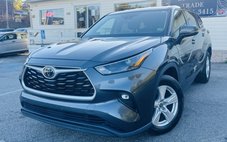 2022 Toyota Highlander LE