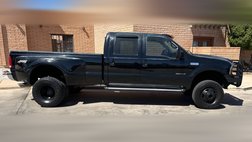 2002 Ford Super Duty F-350 Lariat