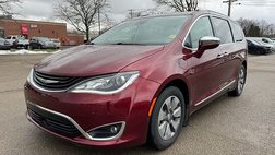 2017 Chrysler Pacifica Hybrid Platinum