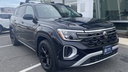 2024 Volkswagen Atlas Peak Edition SE 4Motion