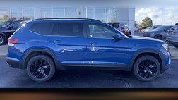 2025 Volkswagen Atlas SE
