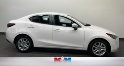 2017 Toyota Yaris iA Base