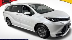 2024 Toyota Sienna XLE 7-Passenger