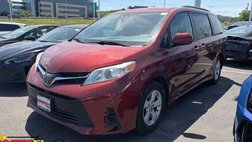 2020 Toyota Sienna LE 7-Passenger FWD with Auto-A