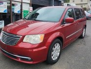 2013 Chrysler Town and Country Touring