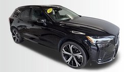2023 Volvo XC60 B5 Ultimate Dark Theme