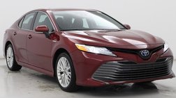 2020 Toyota Camry Hybrid XLE