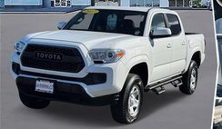 2017 Toyota Tacoma SR