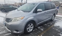 2013 Toyota Sienna LE 7-Passenger
