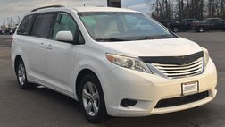 2016 Toyota Sienna LE 7-Passenger Auto Access Seat