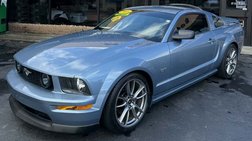 2005 Ford Mustang GT Premium