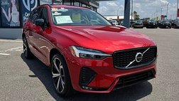 2024 Volvo XC60 B5 Ultimate Dark Theme