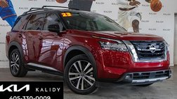 2023 Nissan Pathfinder Platinum
