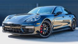 2019 Porsche Panamera GTS