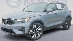 2023 Volvo XC40 B5 Ultimate Bright Theme