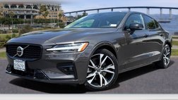 2025 Volvo S60 B5 Core