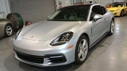 2017 Porsche Panamera 4S