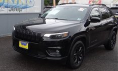 2023 Jeep Cherokee Altitude Lux