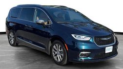 2023 Chrysler Pacifica Hybrid Pinnacle