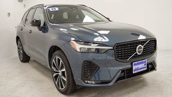 2025 Volvo XC60 B5 Plus Dark Theme