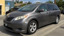 2015 Toyota Sienna LE 7-Passenger Auto Access Sea