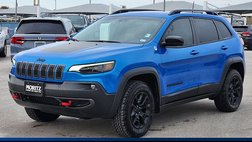 2023 Jeep Cherokee Trailhawk