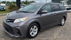 2019 Toyota Sienna LE 7-Passenger FWD with Auto-A