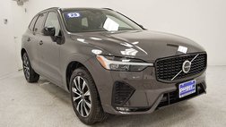 2025 Volvo XC60 B5 Plus Dark Theme