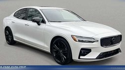 2024 Volvo S60 B5 Plus Black Edition