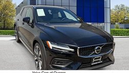 2024 Volvo V60 Cross Country B5 Ultimate