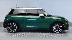 2025 MINI Hardtop Cooper S Signature Trim
